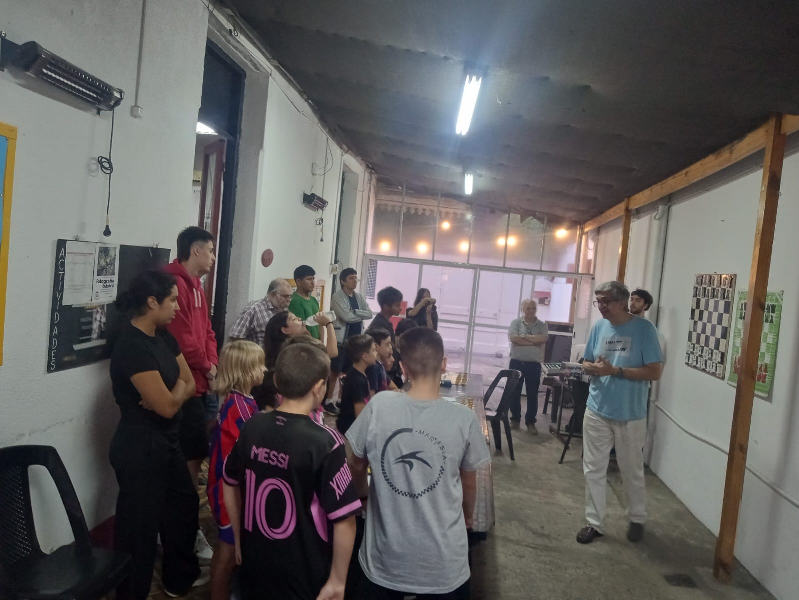 Exhibición a “ciegas” a cargo del Maestro FIDE Juan Cruz Arias